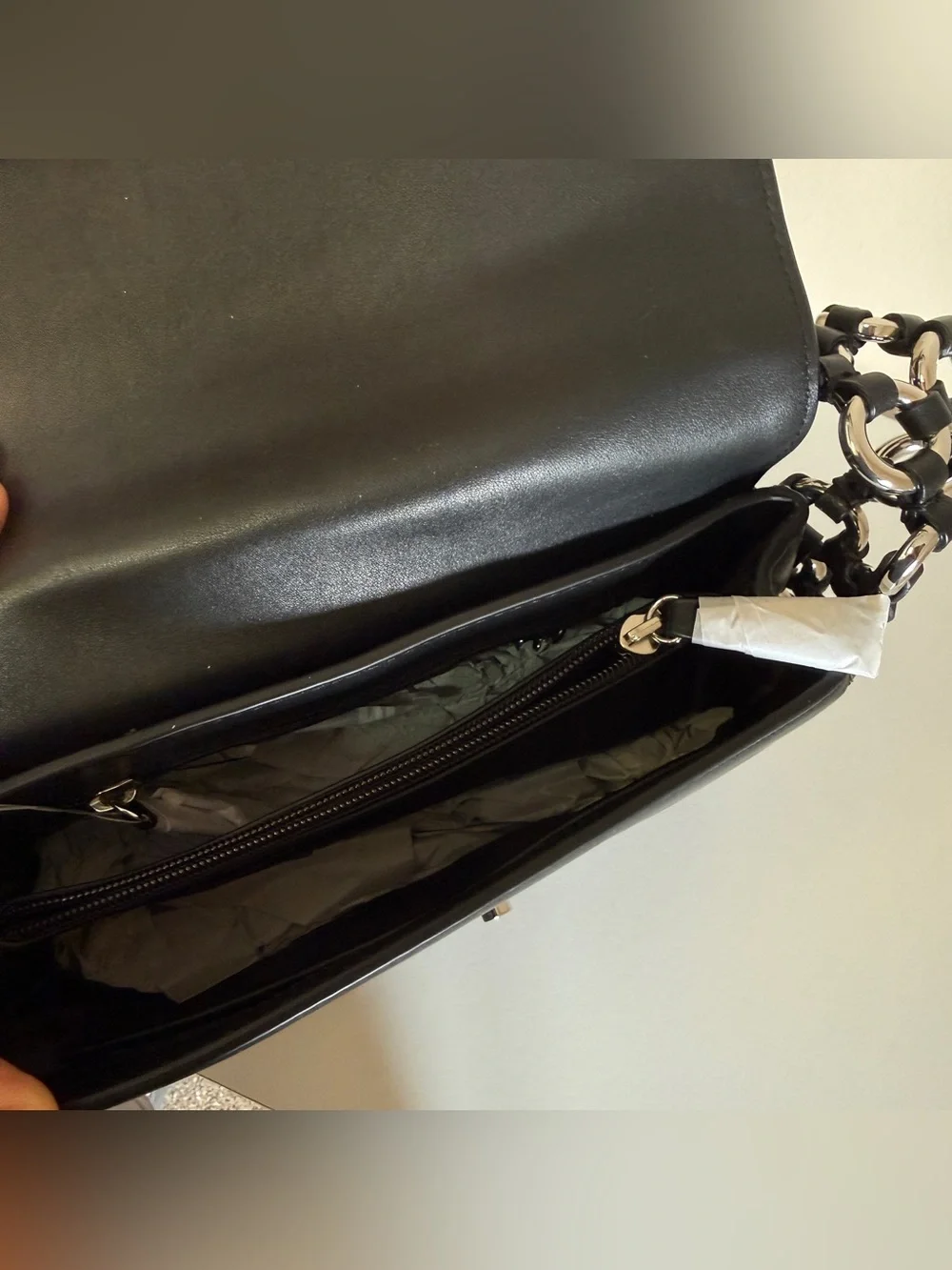 Michael Kors PIPER LG SHLDR FLAP LEATHER